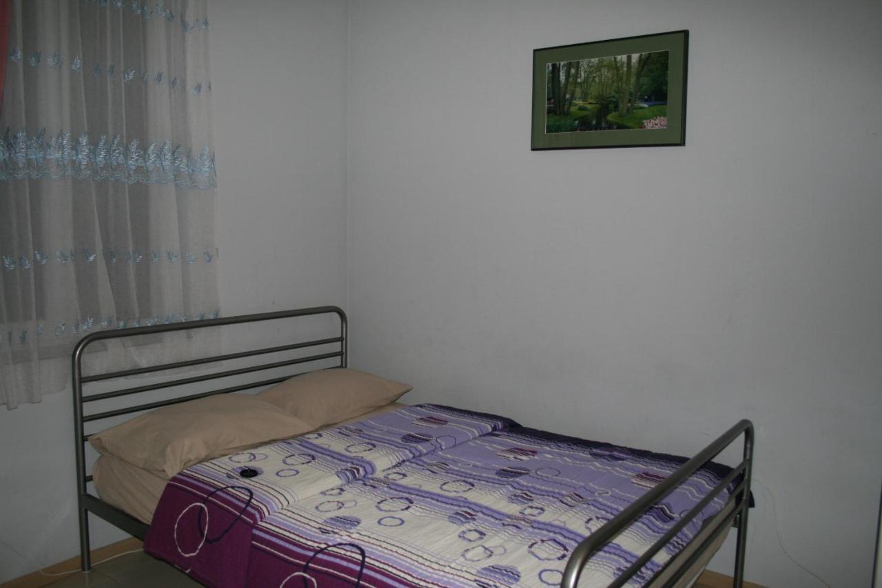 Why Me Eco-Friendly Hostel Тбилиси Екстериор снимка