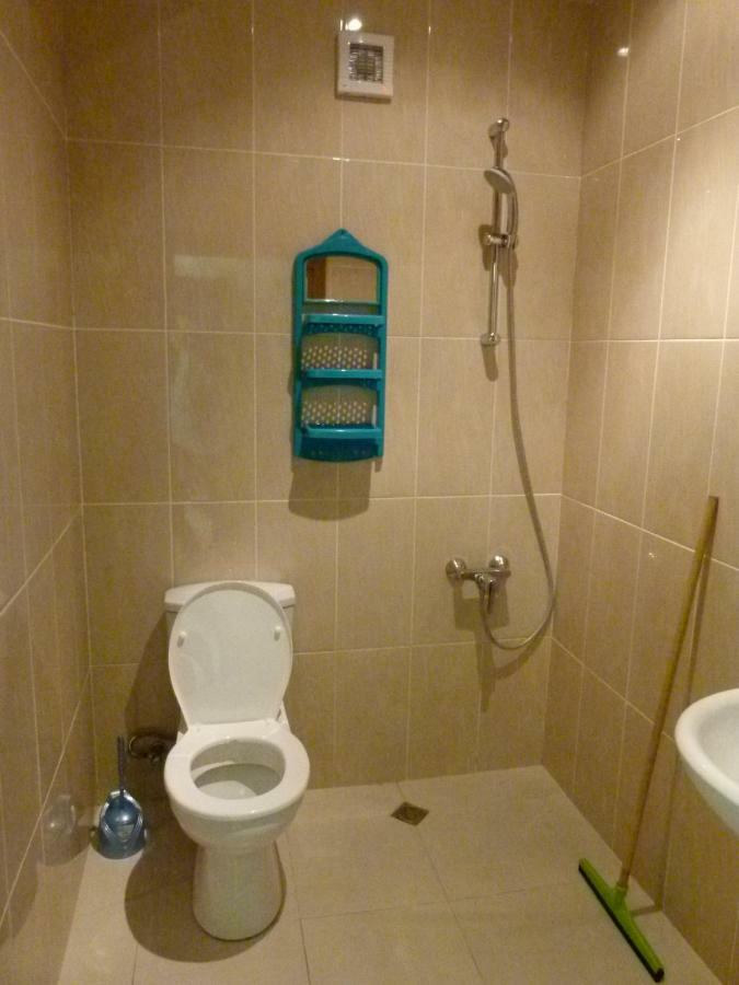 Why Me Eco-Friendly Hostel Тбилиси Екстериор снимка